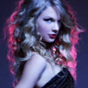 Meet your Posher, Alexia